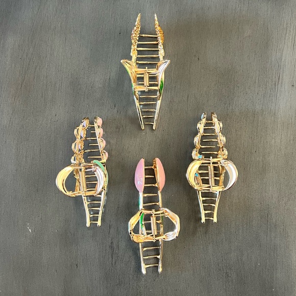 Yellow Sunflower Brown Rhinestone Enamel & Gold Metal 4“ Lobster Claw Hair Clip - Picture 4 of 4